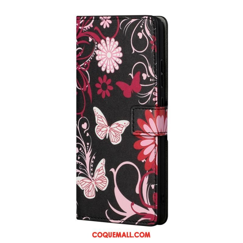 Housse Samsung Galaxy S22 Plus 5G Papillons et Fleurs